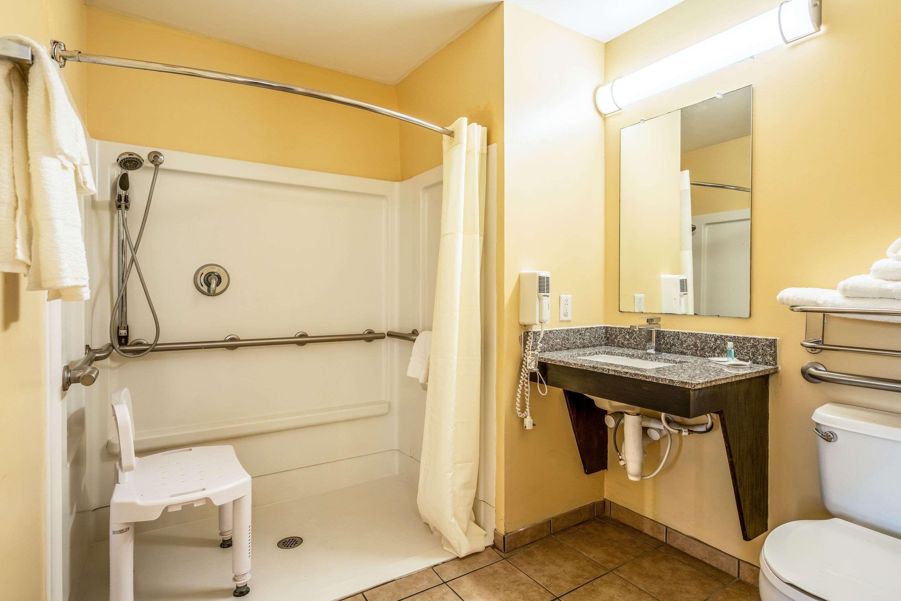 Suburban Studios Near Camp Lejeune Jacksonville Bagian luar foto