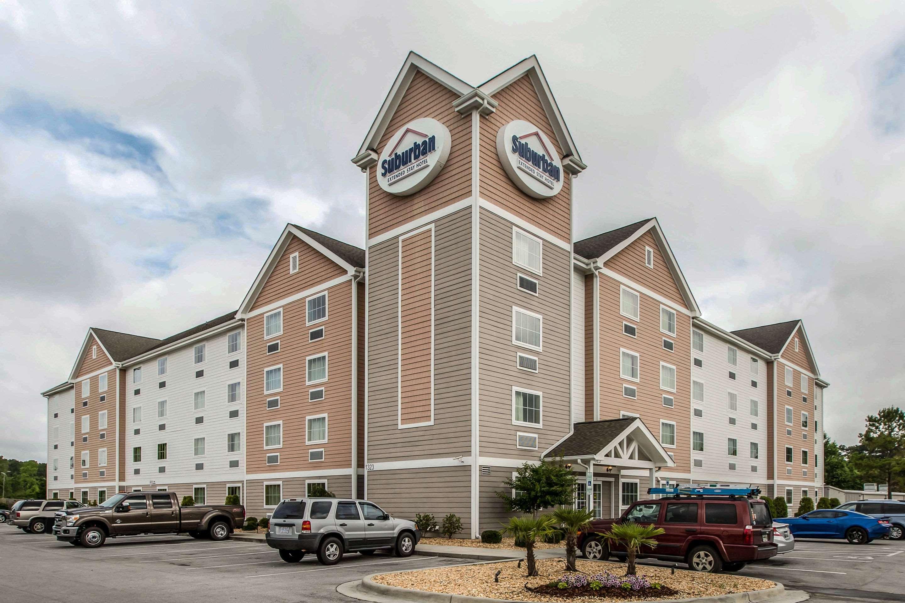 Suburban Studios Near Camp Lejeune Jacksonville Bagian luar foto